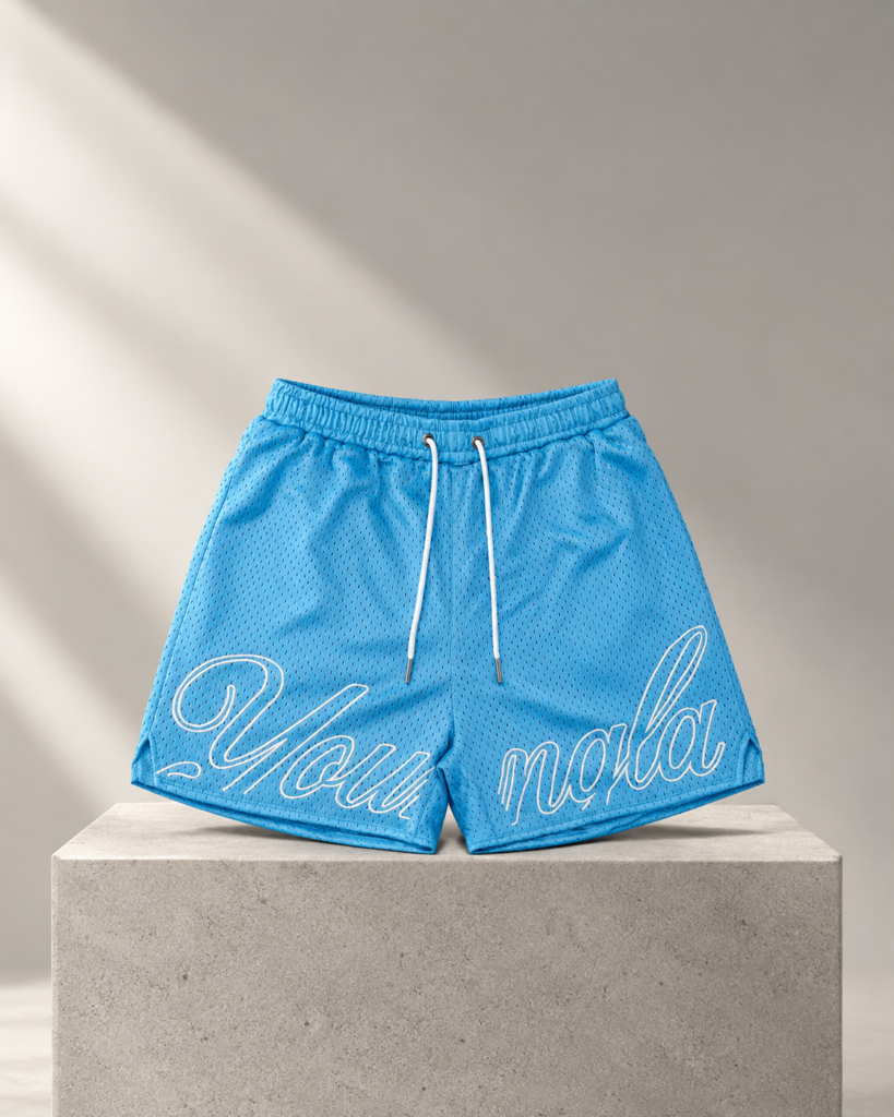 Shorts de Malla para Hombre "YoungLA" con Logotipo Escrito en Cursiva y Cordón Ajustable