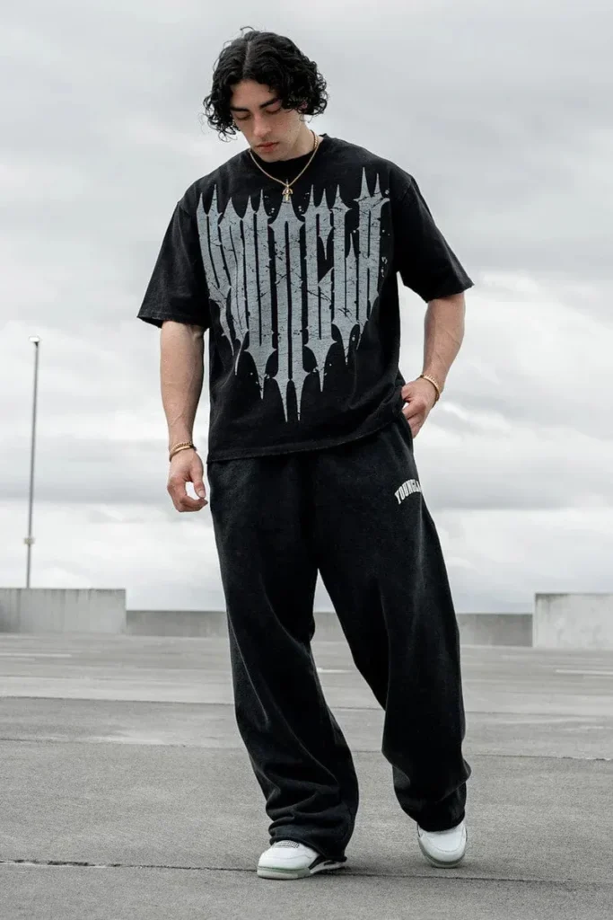 PLAYERA YOUNGLA REVENGE GYM